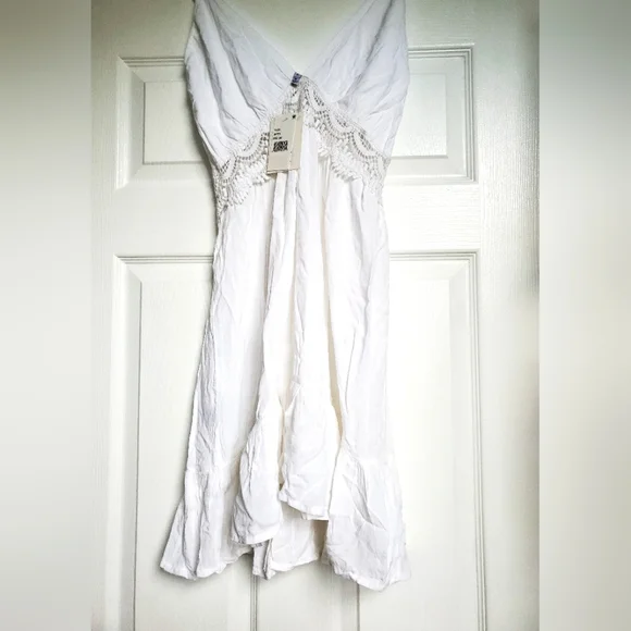 Raviya White Sleeveless Flutter-Hem Cover-up Beach Dress Size M - Picture 4 of 9